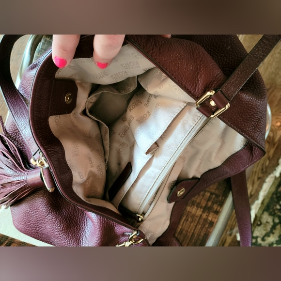 Michael Kors slouchy satchel with tassel - Picture 6 of 7